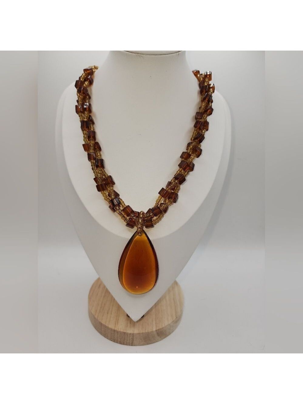 VINTAGE ESTATE HIGH END AMBER GLASS BEADED 18.5" NECKLACE STUNNING